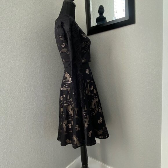 MARCIANO Joss Black Lace 2-Pc Cropped Top and Skirt XS - Picture 6 of 16